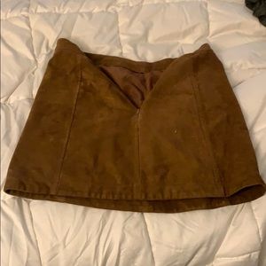 Brown mini skirt.